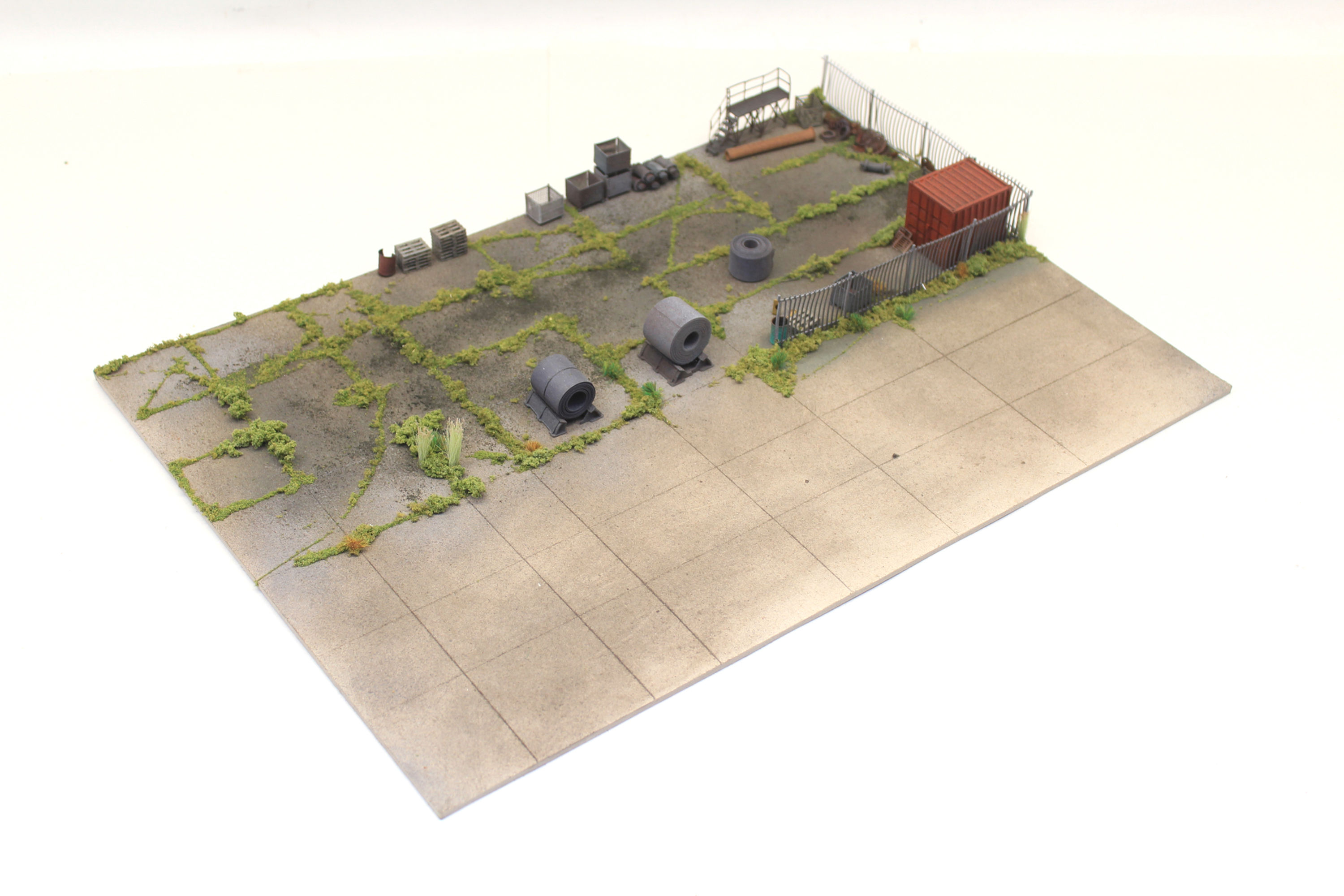 Concrete Yard Overgrown Derelict Diorama - OO Gauge 1:76
