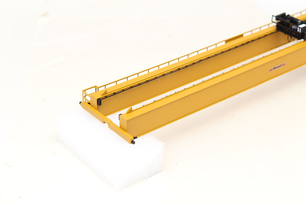 Thumbnail: Street 30t Coil Crane 400mm (100ft span) OO Gauge 1/76