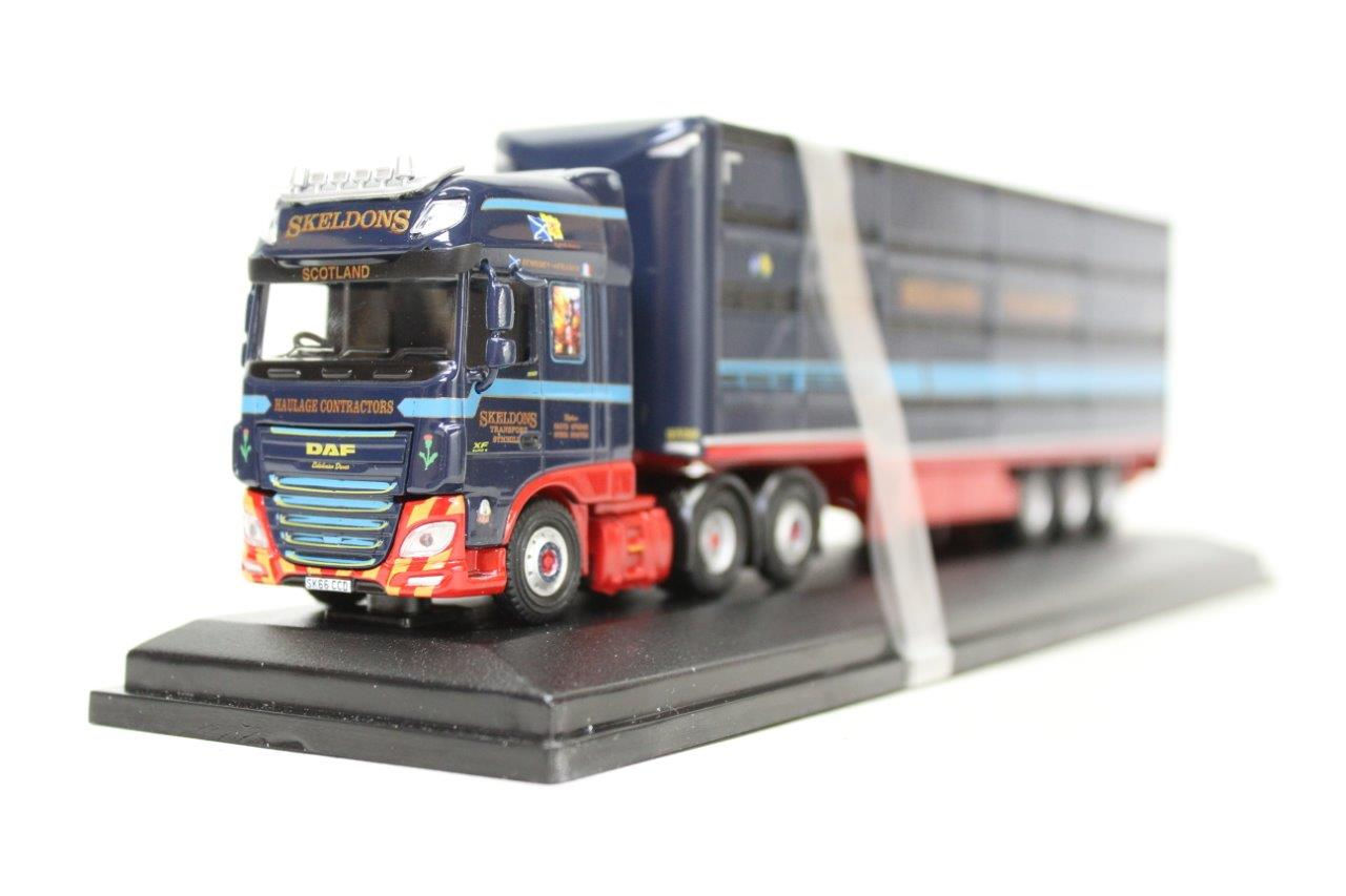 Pre-Owned Oxford DAF XF Euro 6 Skeldons Transport Livestock Trailer D9