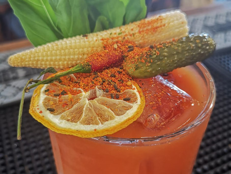 ¿Que se esconde detrás de una barra de coctelería?