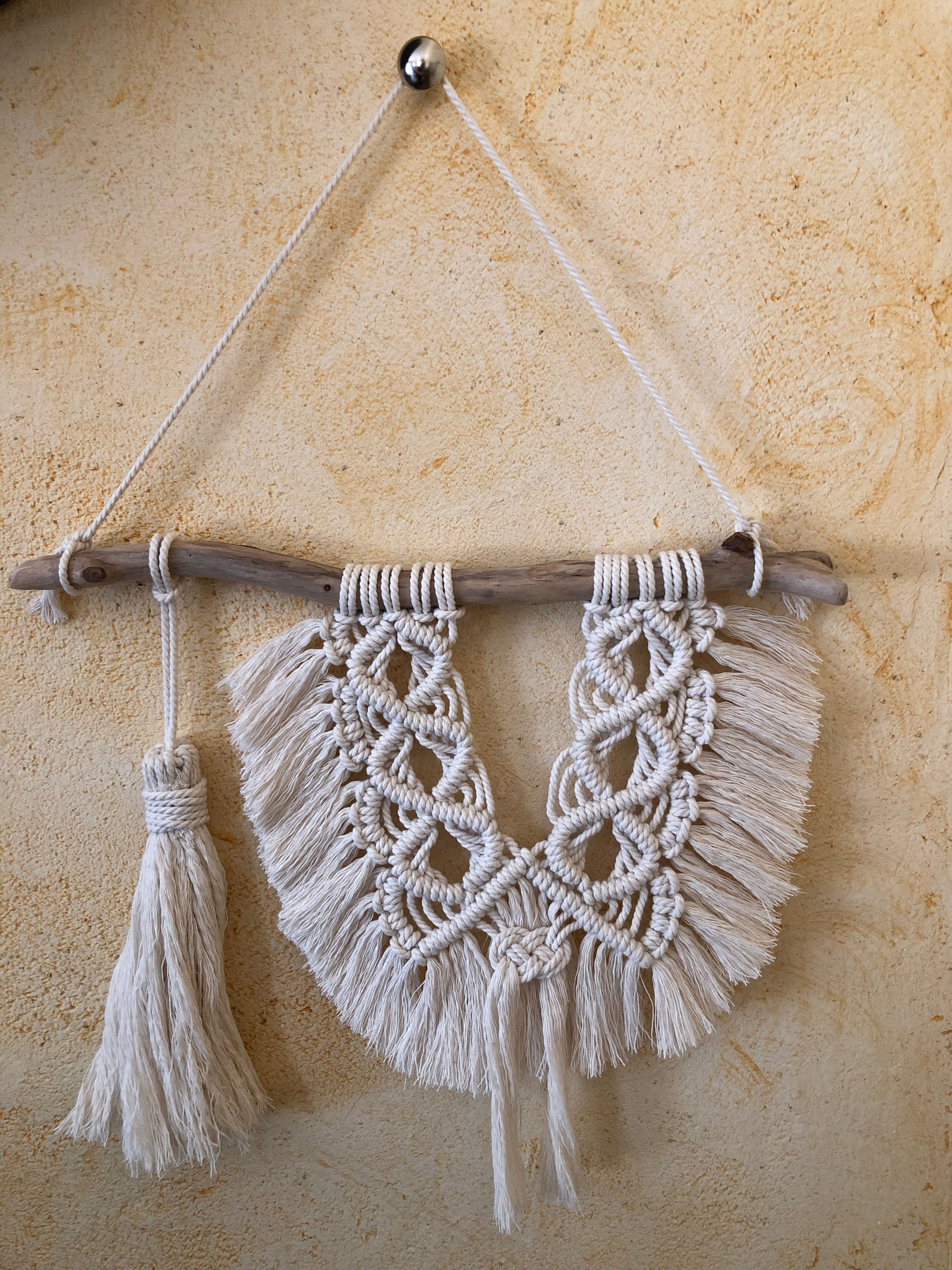 Suspension en macramé écru ma petite créa