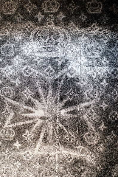 Paul Emmanuel
2017
Diptych, hand incised, perforated carbon paper, carbon residue
100 x 250 cm