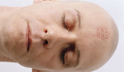 Photograph used to create a banner for ‘The Lost Men Grahamstown’
Paul Emmanuel
1 – 10 July 2004
Counter-memorial, tenth anniversary of South Africa’s democracy, 1820 Settlers National Monument, Gunfire Hill, Makhanda (formerly known as Grahamstown), Eastern Cape, South Africa
Twenty-one pigment-printed photographs (100 x 200 cm each), voile, silk, steel
3 x 16 x 6 metres
Courtesy of The National Arts Festival and Art Source South Africa