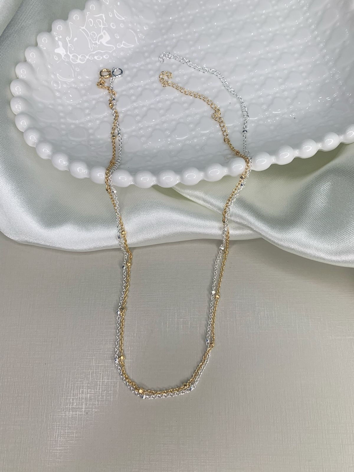 CHOKER CORRENTE DIAMANTADA - FOLHEADAS A OURO E PRATA