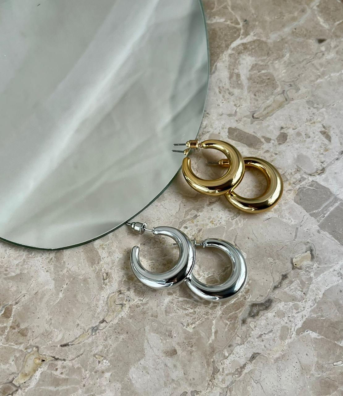 ARGOLA MEIA LUA G - BIJOUTERIA FINA