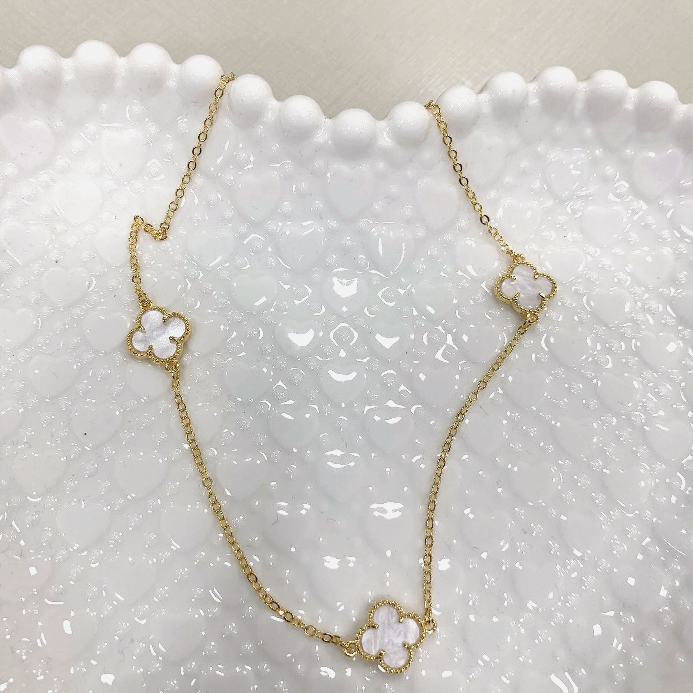 CHOKER VAN CLEEF -  FOLHEADAS Á OURO E PRATA