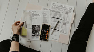 Revisión fiscal y documentos del SAT