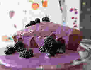 lemon blueberry drizzle recipe, loaf cake, banana bread, natural purple icing, blackberries, summer dessert
