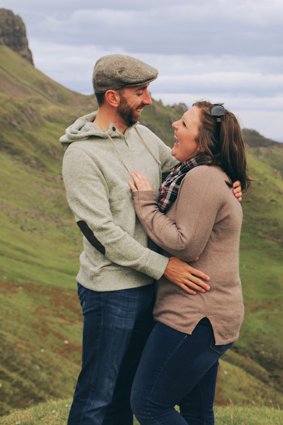 Scotland-UK-Skye-quiraing-couples.jpg