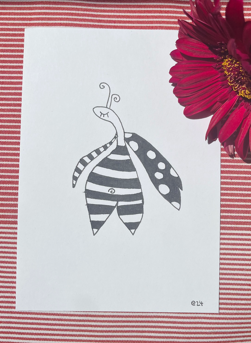 Thumbnail: Daydreaming insect "A little different being"