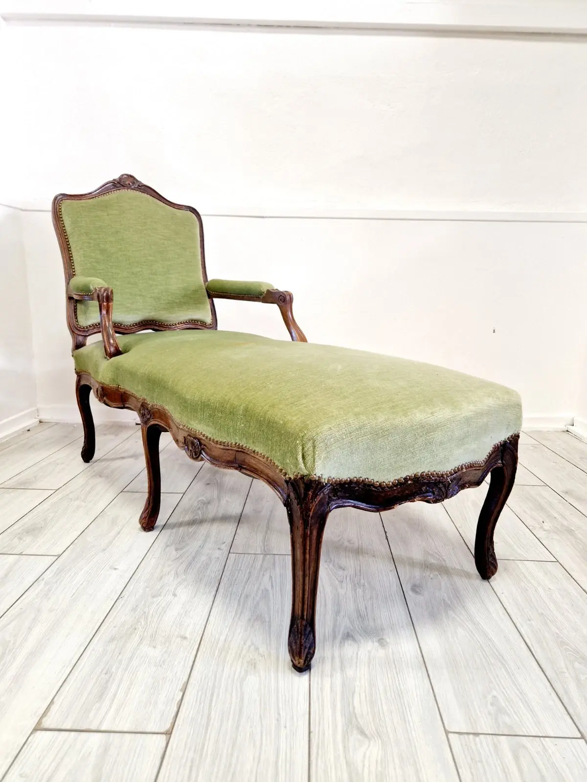 Louis XV Style Chaise Longue