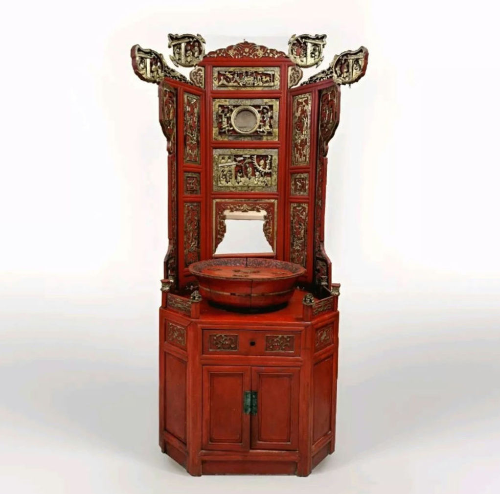 Chinese Qing Dynasty Wash Stand