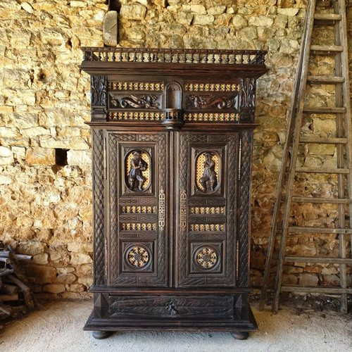 Breton Armoire Rocaille
