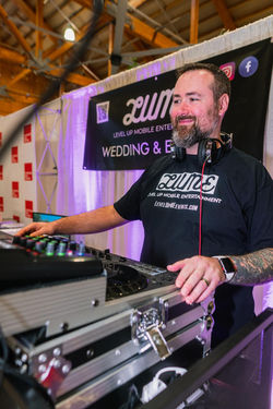 EEB71F81-5B6B-4F57-B032-630E88B41FF5