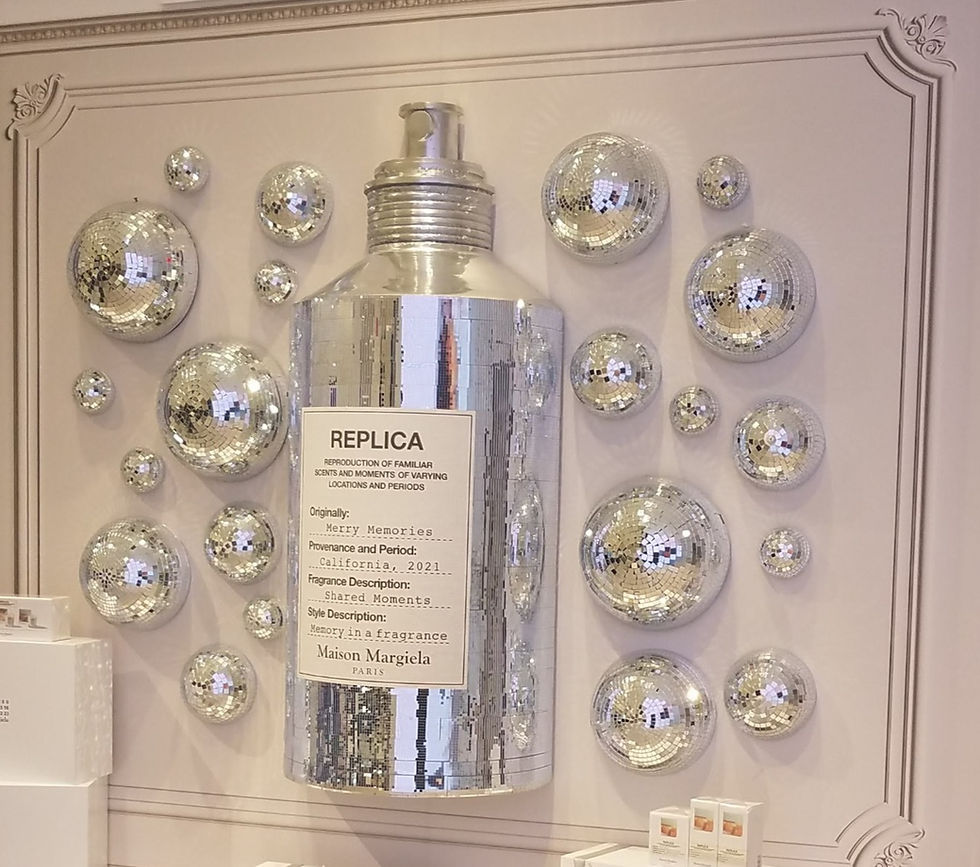 Photo-worthy installations increase social sharing