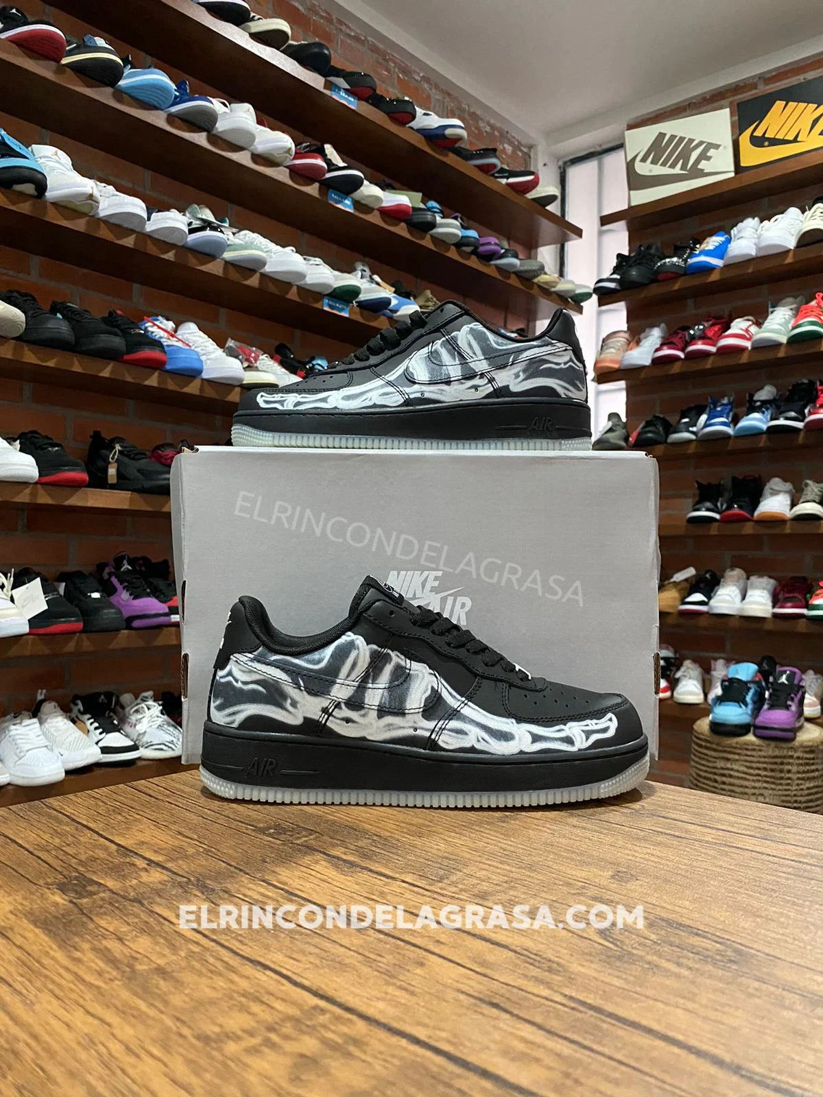 Air Force One Skeleton Black