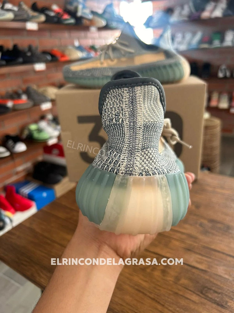 Miniatura: Yeezy 350 Israfil