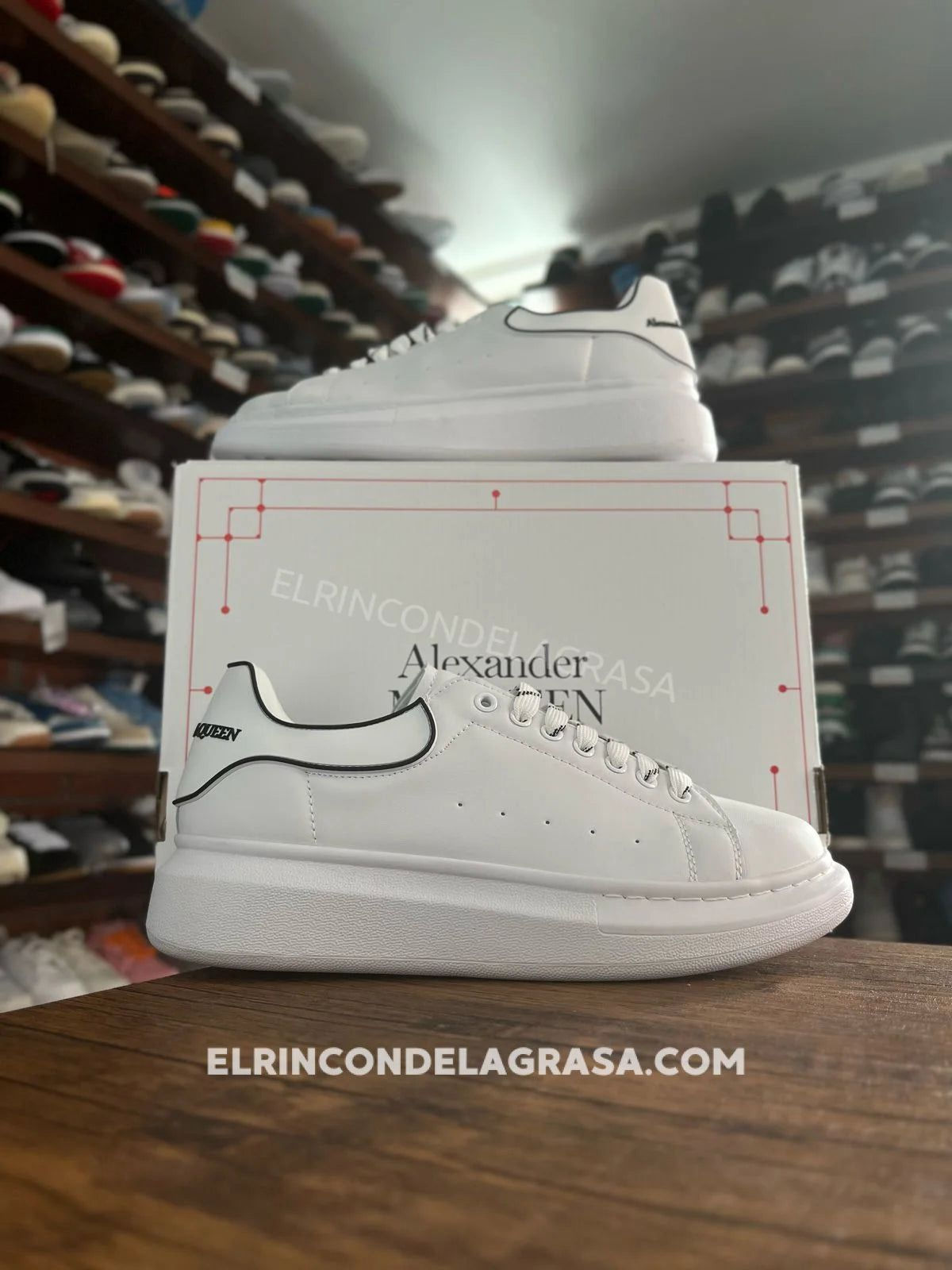 Alexander Mcqueen Blanco Con Linea Negra