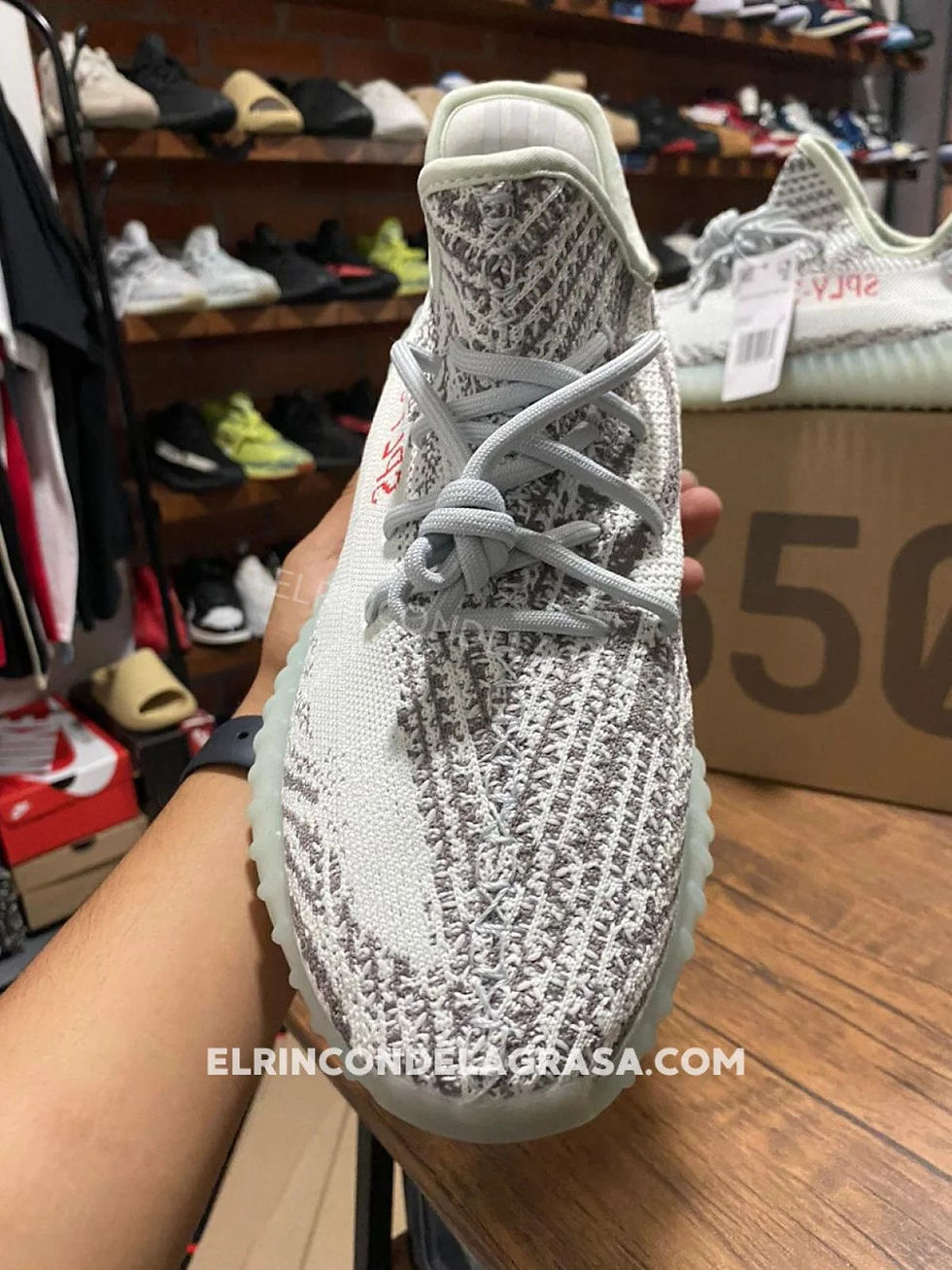 Miniatura: Yeezy 350 Blue Tint