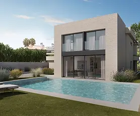 Family House With Four Bedrooms on a Plot of Land With Smming Pool and Garden