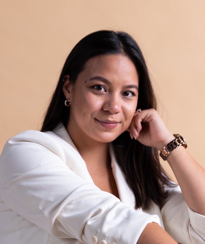 leah headshot-5.JPG