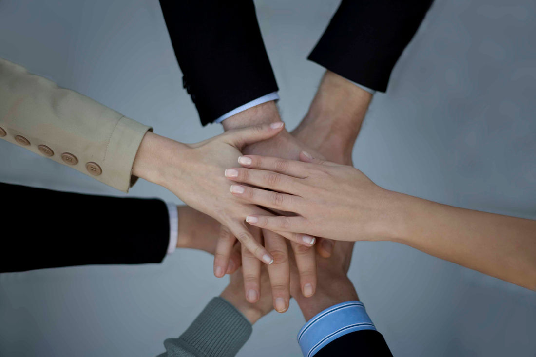 Avano agents meeting with a client