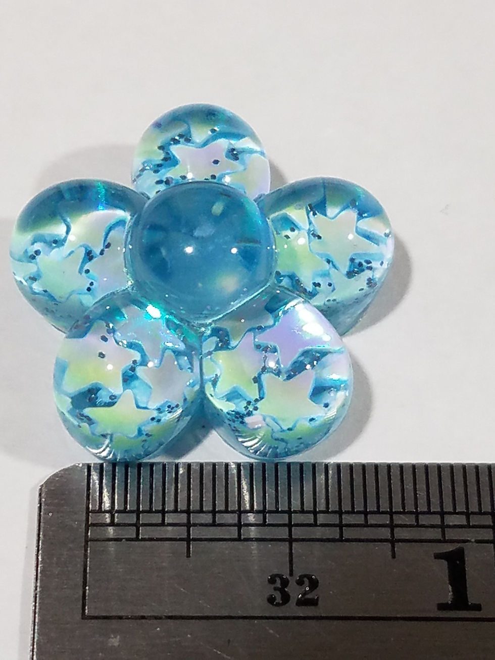 Thumbnail: TRANSPARENT FLOWERS WITH STARS FLAT BACK ACRYLIC RESIN (MULTIPLE COLORS)