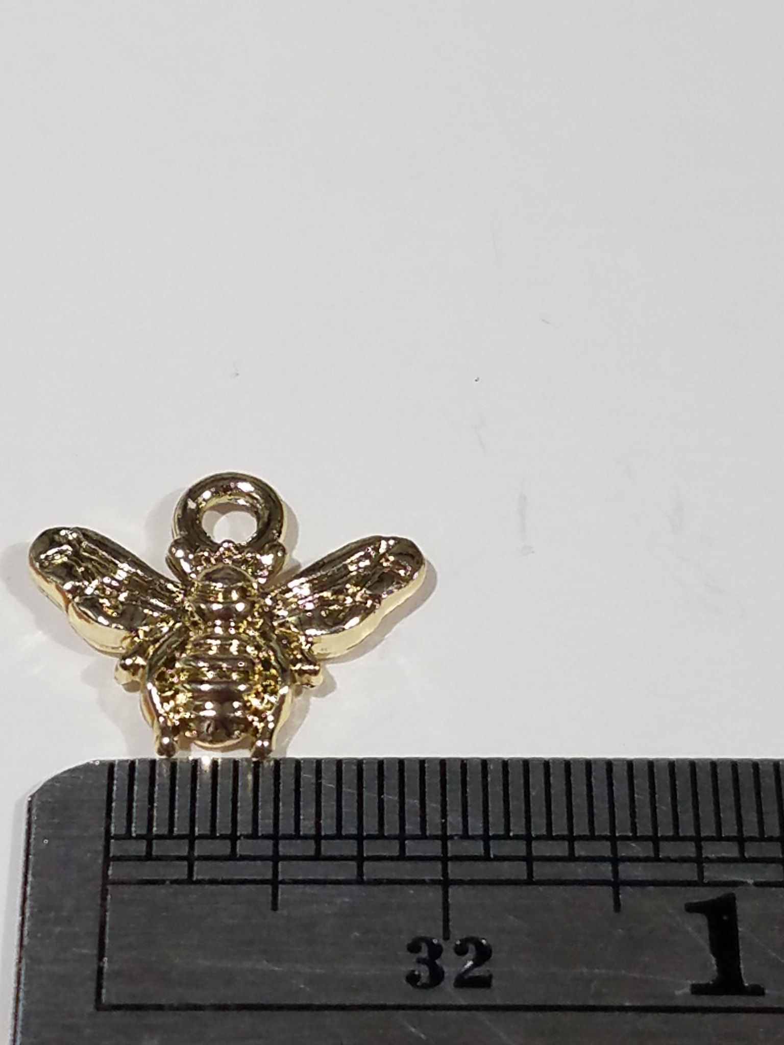 BEE CHARMS (SET OF 2)