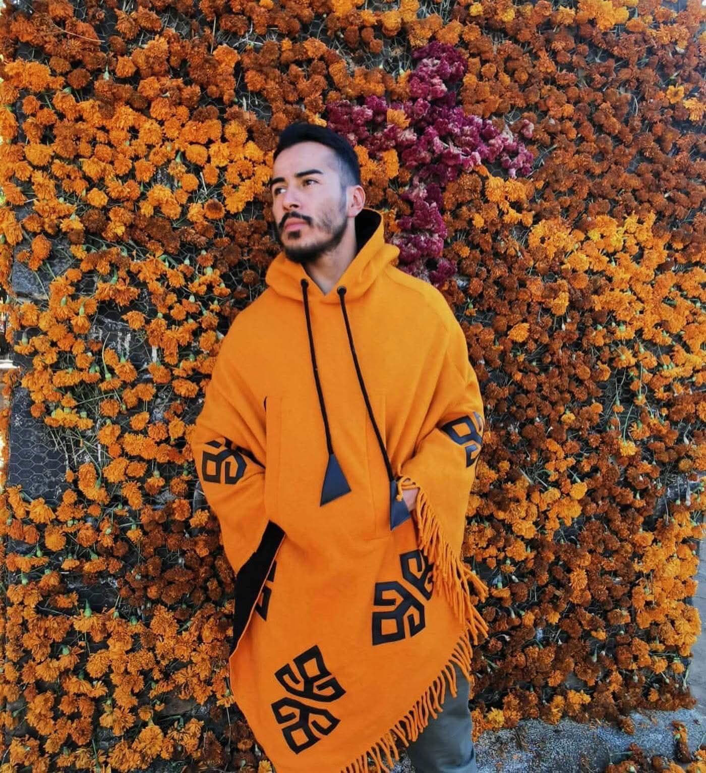 Poncho Luz de la Tierra