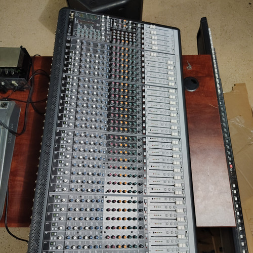 Mackie ONYX-32 Premium 32-Channel | SecondLife Audio Gears