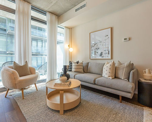 95 Bathurst St #516