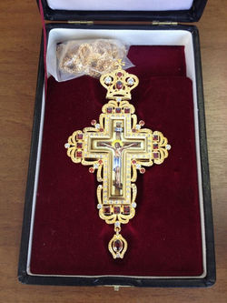 Pectoral cross