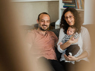 Faire les photos de bébé à domicile : déroulement et avantages