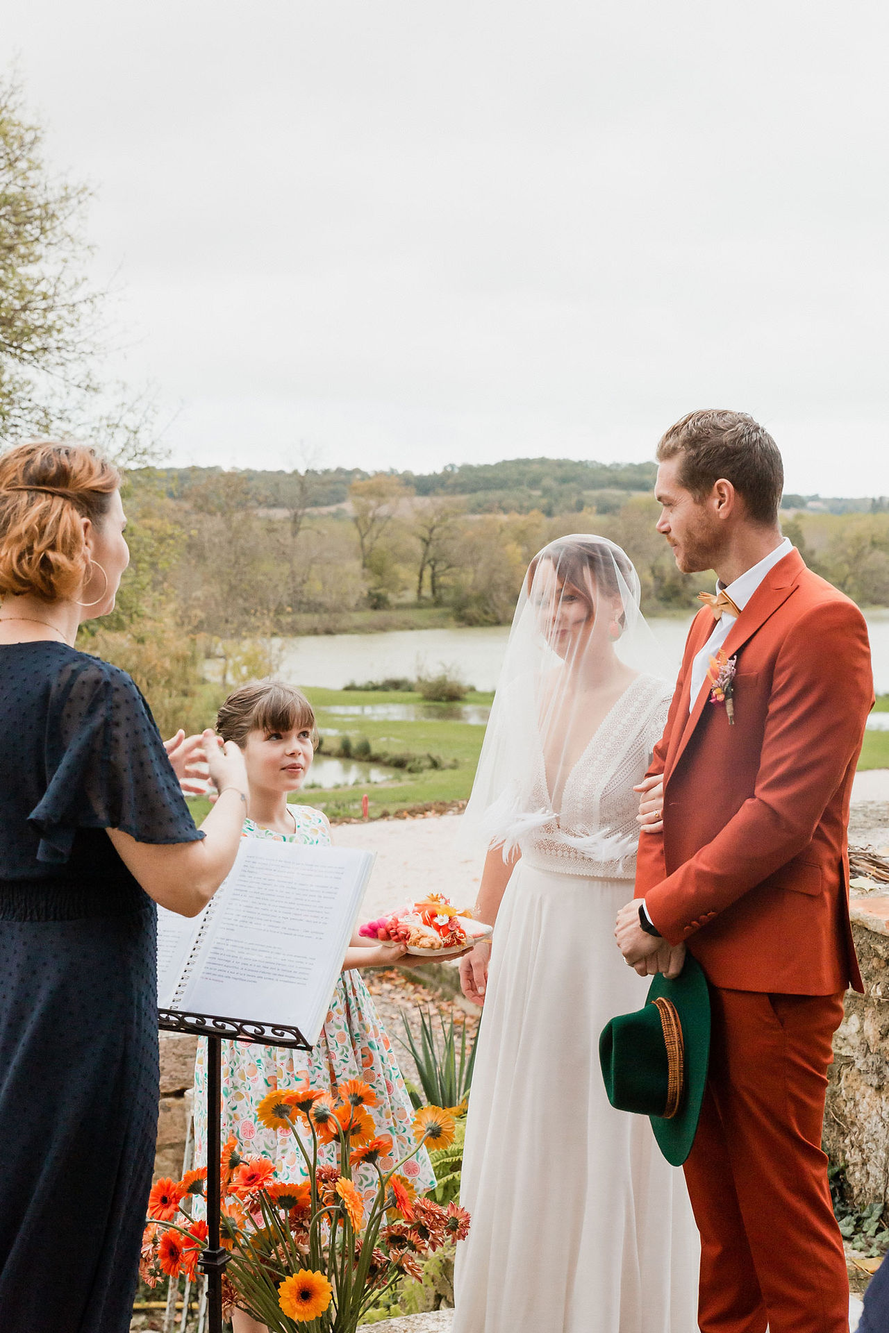 cérémonie laïque mariage au domaine de boulouch