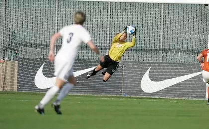 Davis, goalkeeper at University of Portland, (2009)