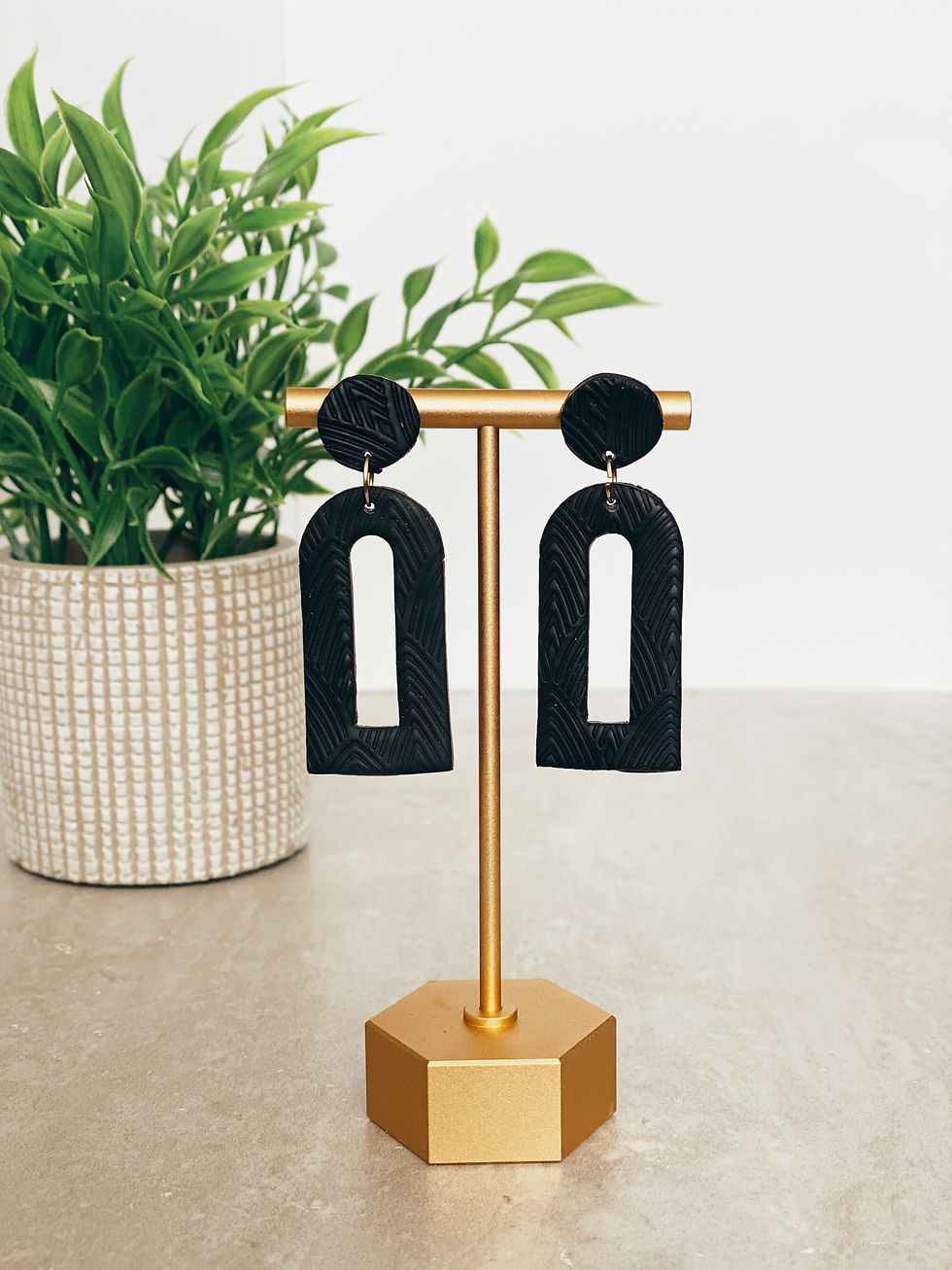 Christine in Black Texture