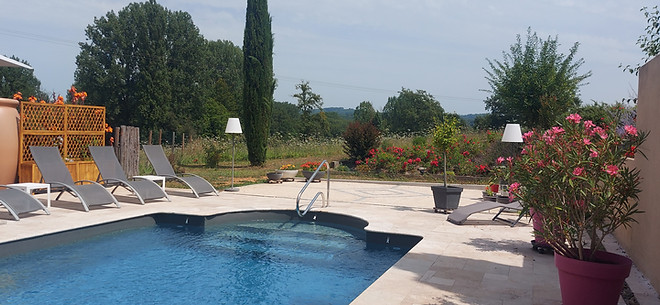 Terrasse piscine du Séchoir de Saint Vincent