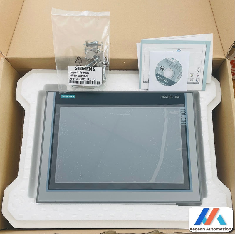 SIEMENS Simatic 6AV2124-0MC01-0AX0 TP1200 Comfort close-up of barcode and model number on box