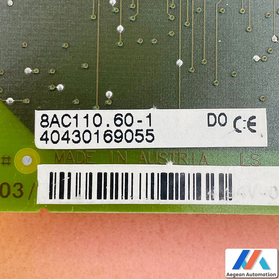 Miniaturbild: B&R 8AC110.60-1 close-up of serial number on new device