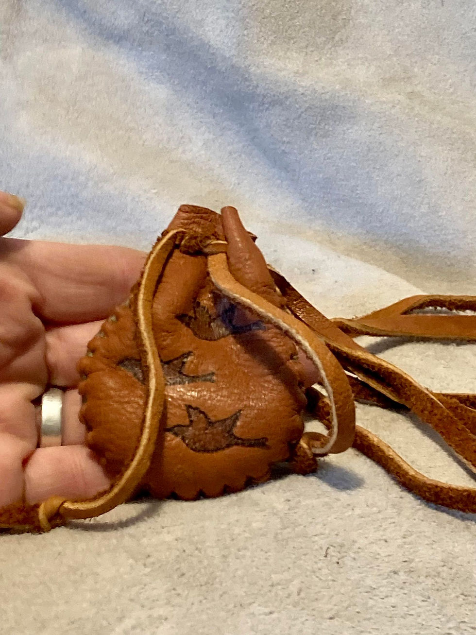 Thumbnail: Small hand sewn deer hide pouch with bird design, Ready to Ship