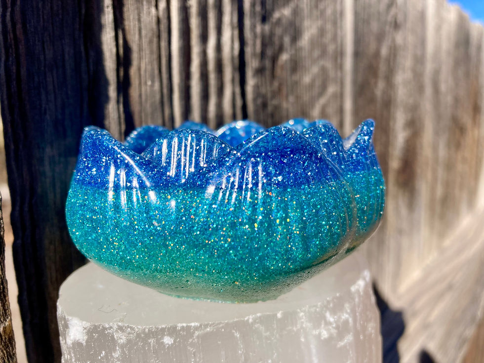 Thumbnail: Blue Glitter Lotus Dish / Candle Holder