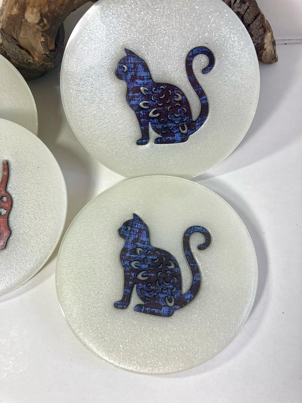 Thumbnail: Handmade Resin Coaster Set – Dog & Cat Design, Set of 4
