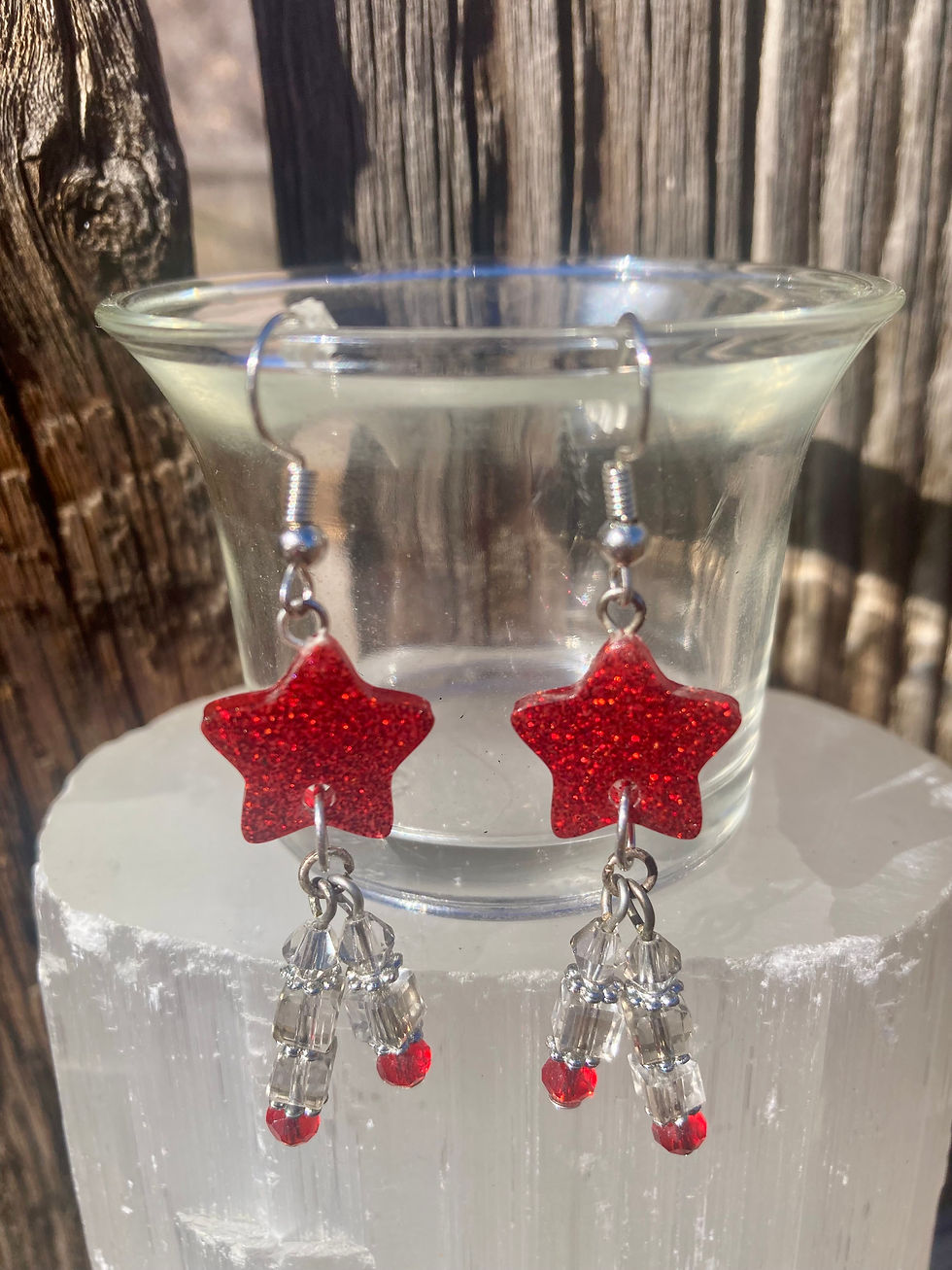 Thumbnail: Red Heart Resin Dangle Earrings