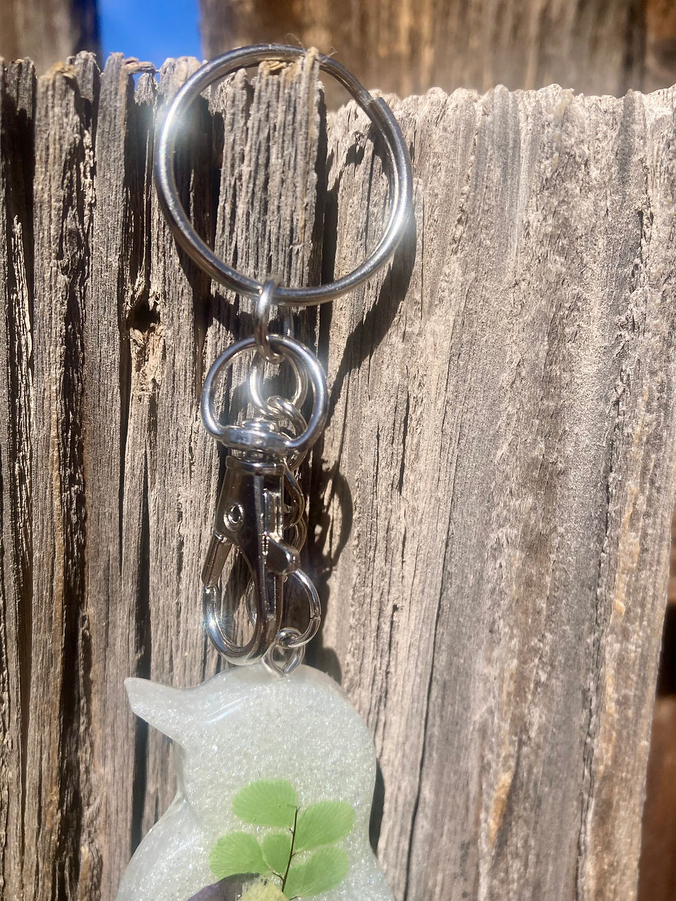 Thumbnail: Real Dried Flower Resin Bird Keychain – Handmade Floral Bird Bag Charm – Nature