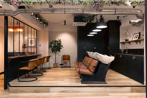 Rénovation complete salon de coiffure coworking Lib Paris Selig&Renault
