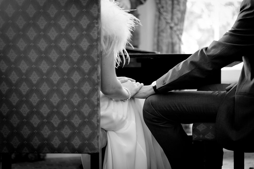 Richmond Register Office Wedding, London captured by Grace Pham Wedding Photographer