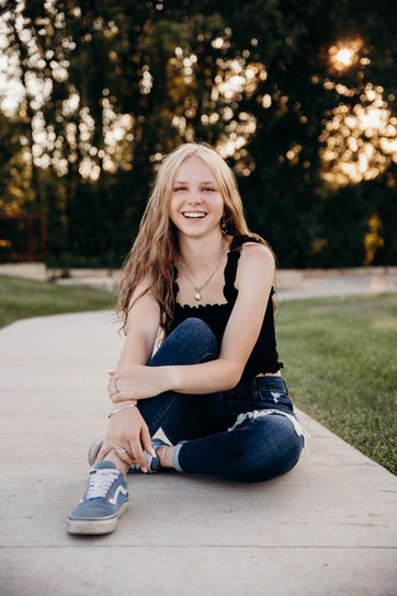 August summer senior session class of 2023