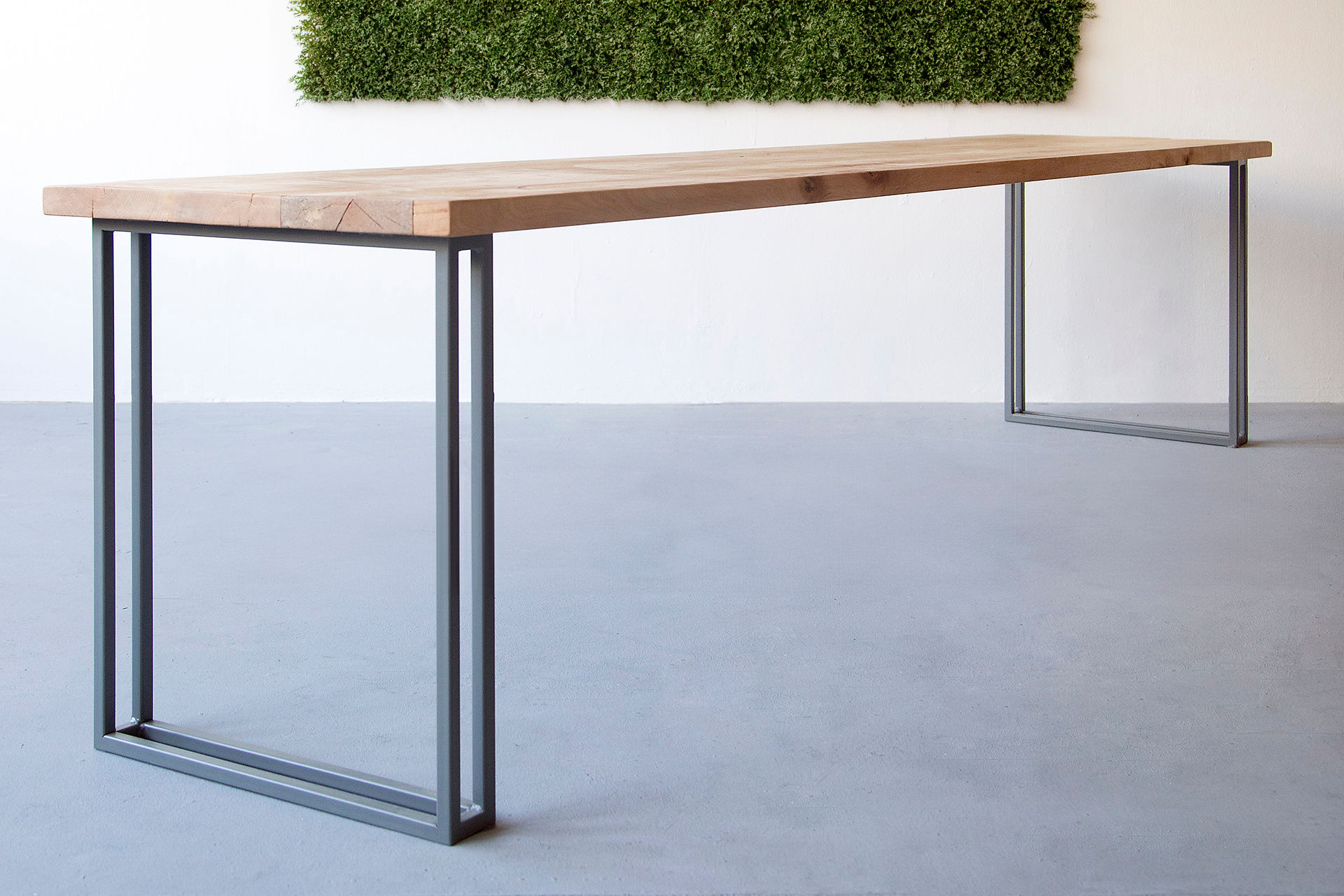 Esszimmertisch Birke massiv, Holztisch ohne Zarge modern, Tisch mit Metallbeinen silber, Massivholztisch 300x70 cm, Tisch