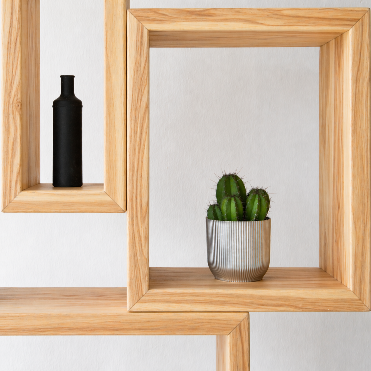 Marie Kubus Regal aus Massivholz, modularer Würfelschrank nach Maß