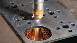 BLOG-040123-ES-Las-mejores-mesas-de-corte-por-plasma-para-trabajo-ligero-en-2023